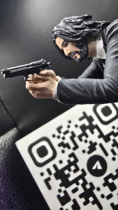 Джон Уик (John Wick) в исполнении Киана Ривза - это особенный, а также глубокий персонаж, и совершенно удивительный и скоромный человек, способный на поступки.