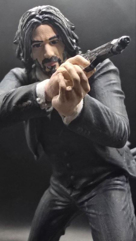 Джон Уик (John Wick) в исполнении Киана Ривза - это особенный, а также глубокий персонаж, и совершенно удивительный и скоромный человек, способный на поступки.